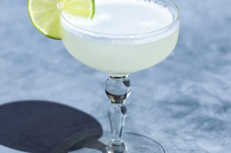 Gin Gimlet Recipe: A Crisp and Timeless Classic