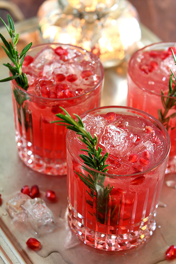 Pomegranate Gin Fizz Recipe: Refreshing and Vibrant Cocktail