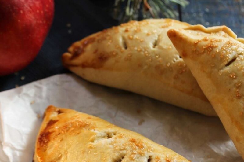 Cinnamon Apple Hand Pies Recipe