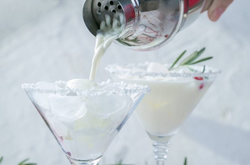 White Christmas Margarita: The Prettiest Holiday Cocktail